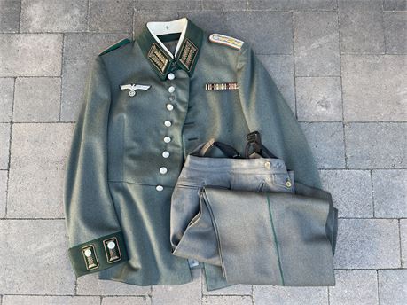 Army High Grade Career HV Waffenrock and Trousers