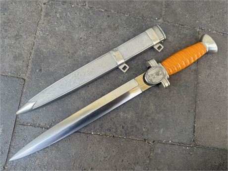 Red Cross Officer Dagger