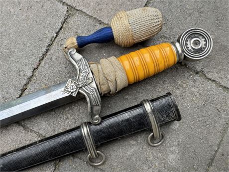 Technische Nothilfe Officer's Dagger, Numbers Matching