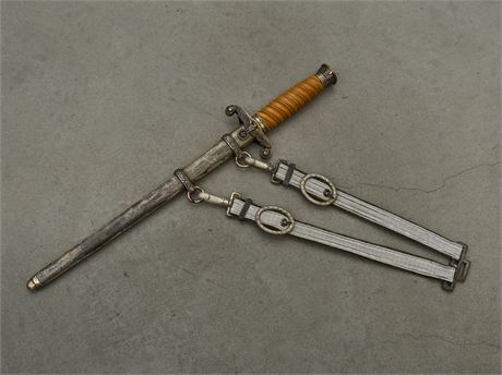 Army Officer's Dagger with Hanger