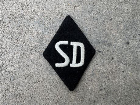 SD Sleeve Diamond, Cotton Embroidered