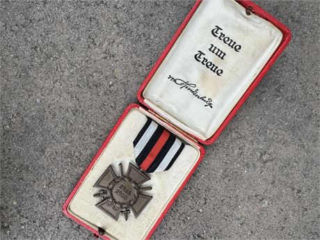 Hindenburg Cross with Case