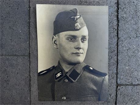 5x7 Photo, SS Man