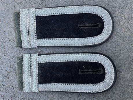 Shoulderboards for SS Standartenjunker