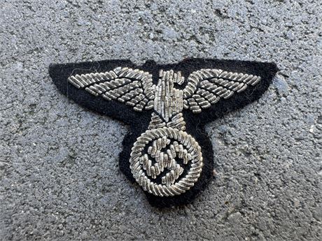 Bullion Cap Eagle, Early Political