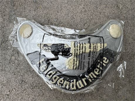 Feldgendarmerie Gorget, Unissued