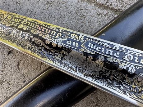 Long Model Single Etched Bayonet, Blue and Gold Highlights