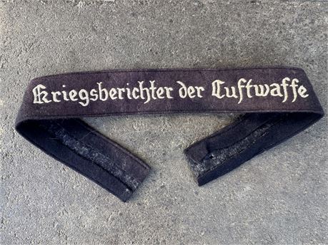Kriegsberichter der Luftwaffe Cufftitle