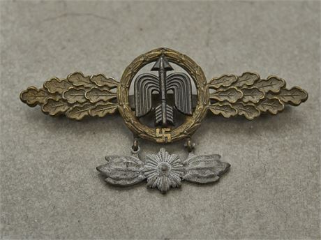 Luftwaffe Flight Clasp for Fighter, Bronze with Pendant