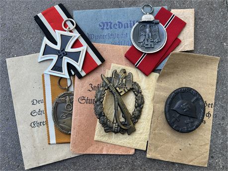 Set of Unissued Medals