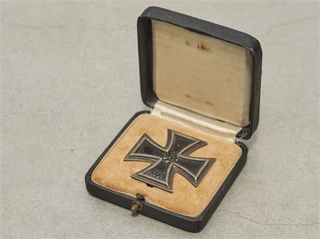 1939 Iron Cross I. Class with Presentation Case