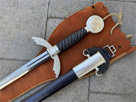 Gem Condition Luftwaffe Officer Sword, Eickhorn