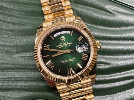 Rolex Oyster Perpetual, Ultra Rare Green Face, 2024