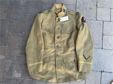 WW1 US Captain's Uniform