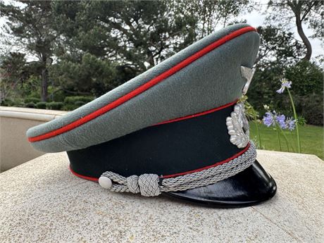 German WWII Army Officer's Visor Cap, Artillery Branch