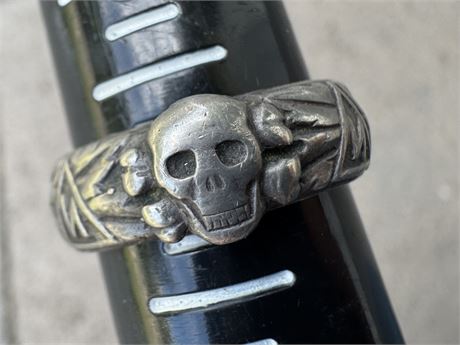 Totenkopf Ring, Engraving-Removed