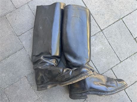 SS Boots, SS-VA Marked