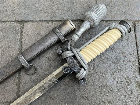 Army Dagger, ivory Grip & Emil Voos Blade