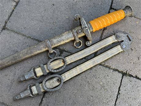 Heer (Army) Officer's Dagger, Hangers