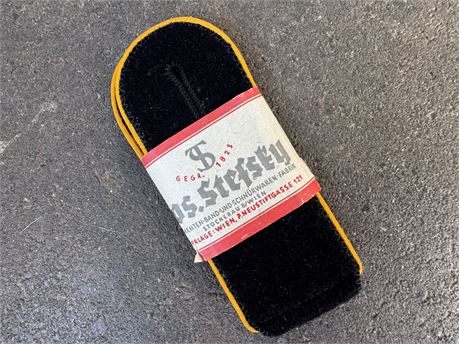 SS Cavalry Enlisted Shoulderboards, Unissued