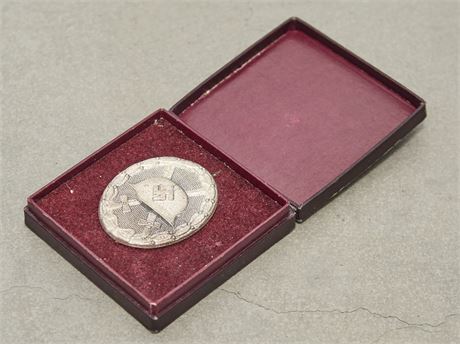 Silver Wound Badge in Presentation Box